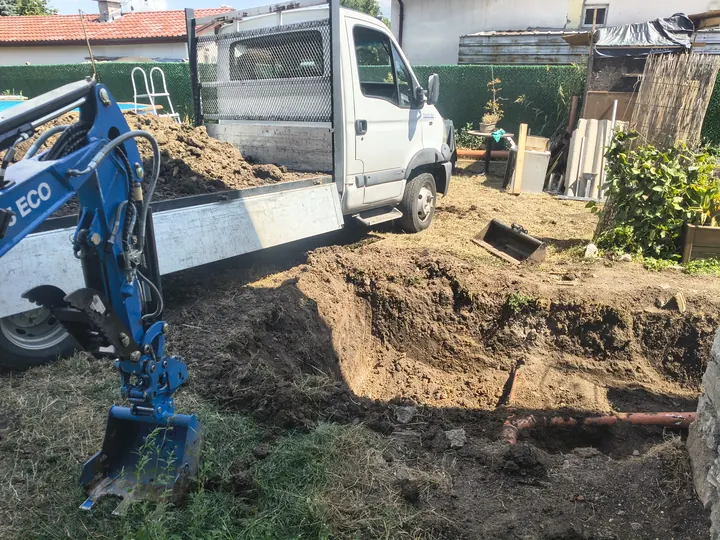 Rippa R15 Eco — яма за ВиК в двор